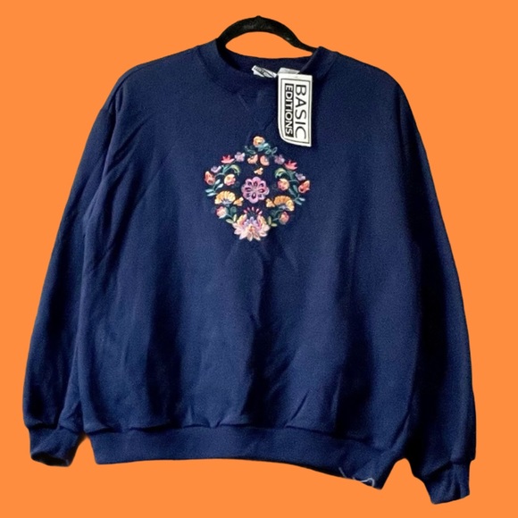 Vintage NWT Embroidered Flower Sweatshirt - Picture 1 of 4